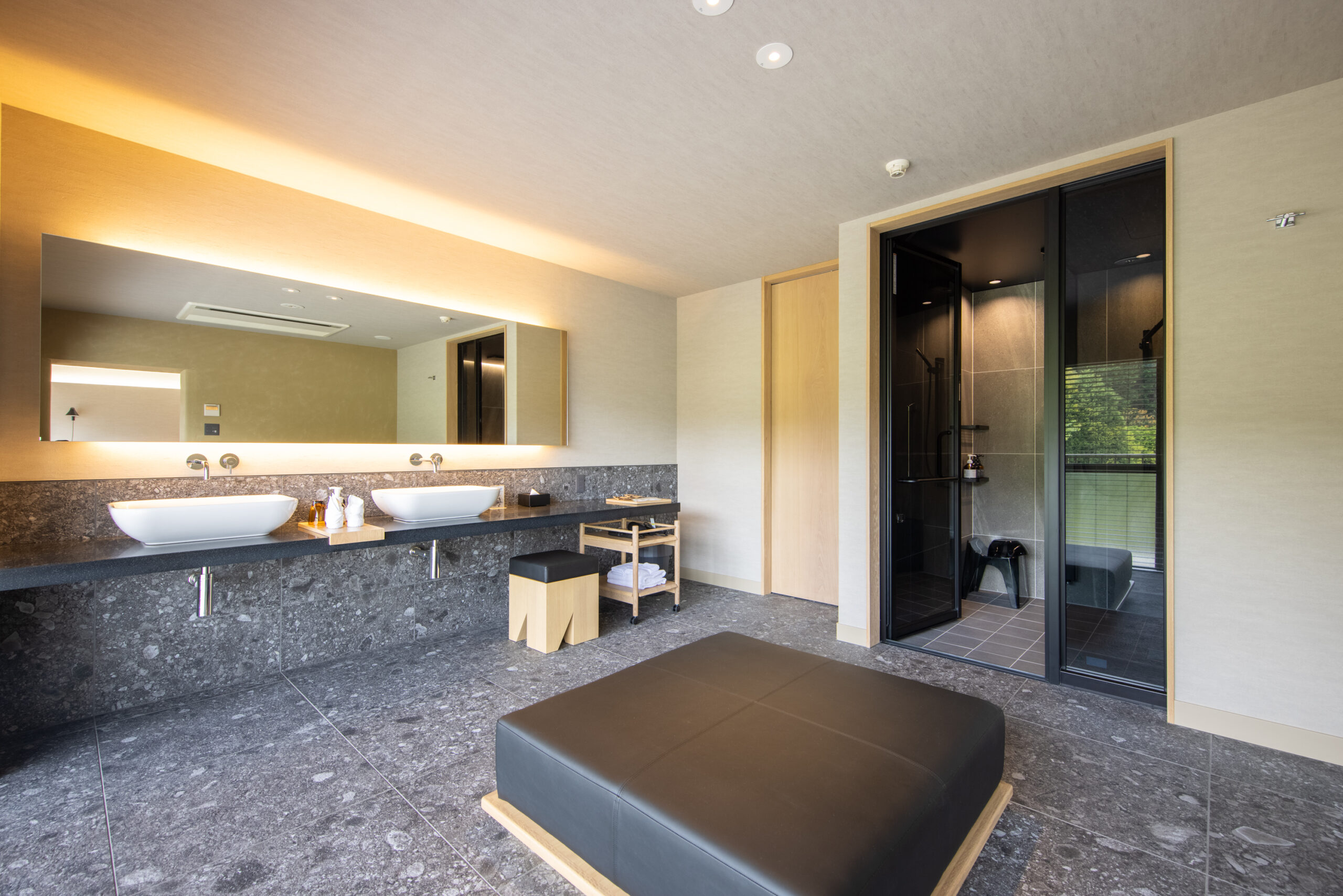 プレミアムスイート洗面