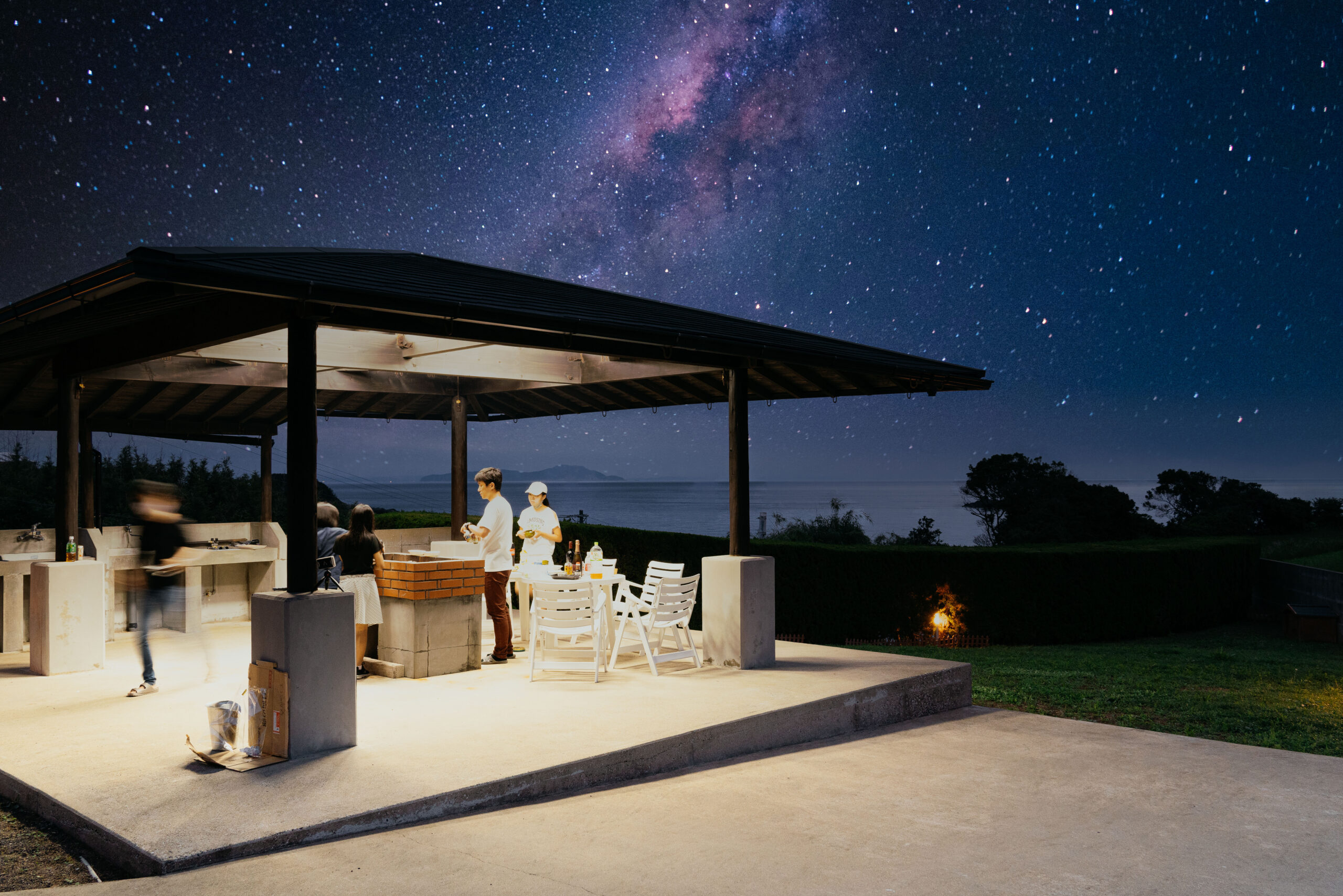 満天の星空を眺めながらBBQ