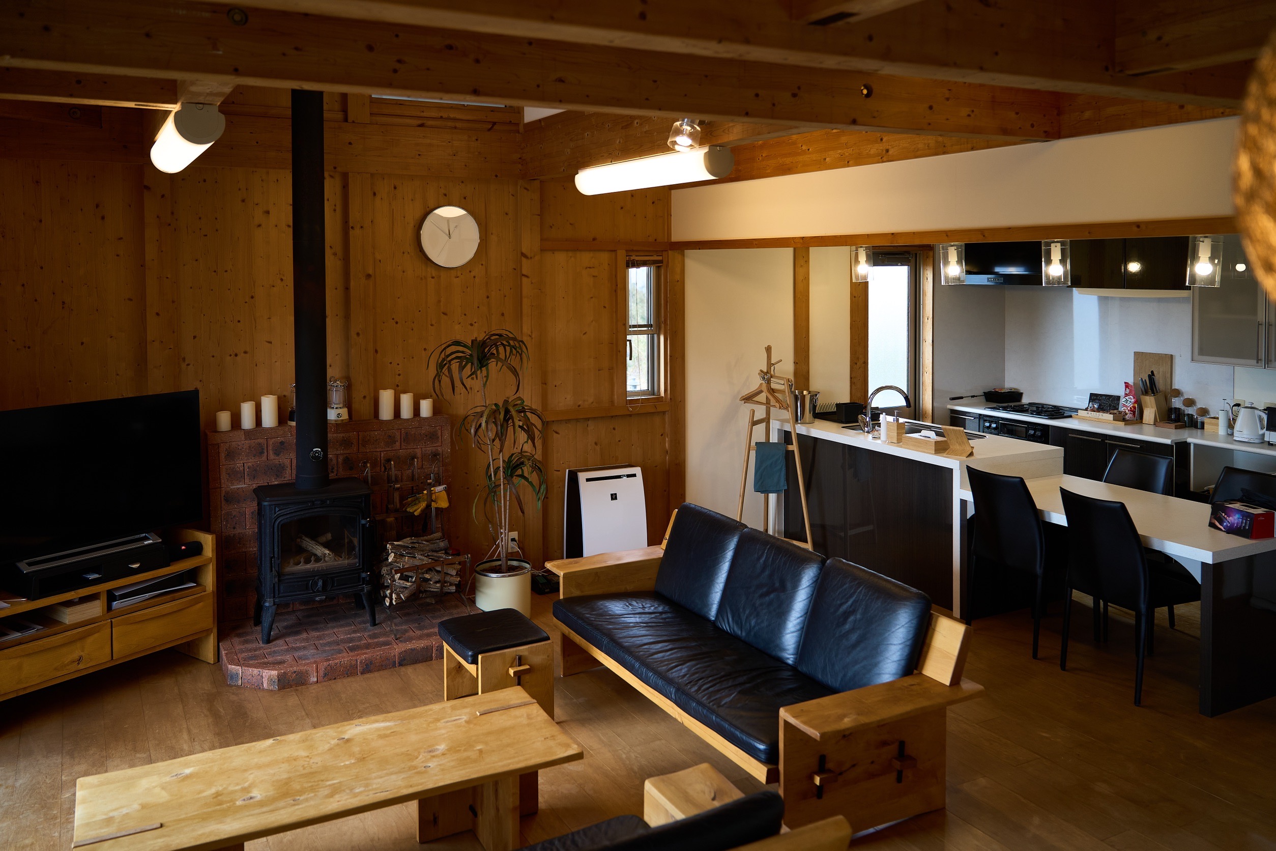 リビングダイニング