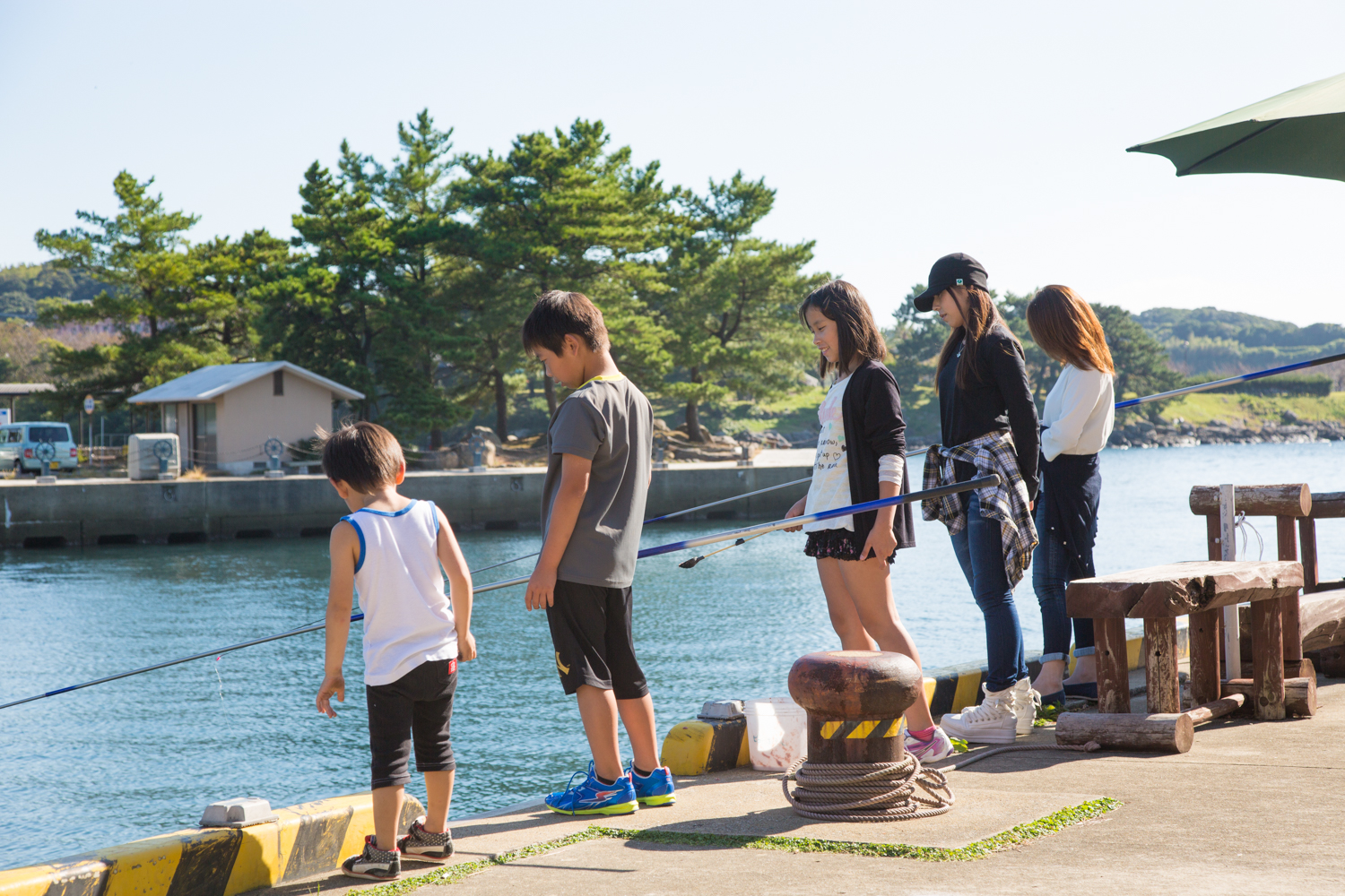 ホテル前での釣り