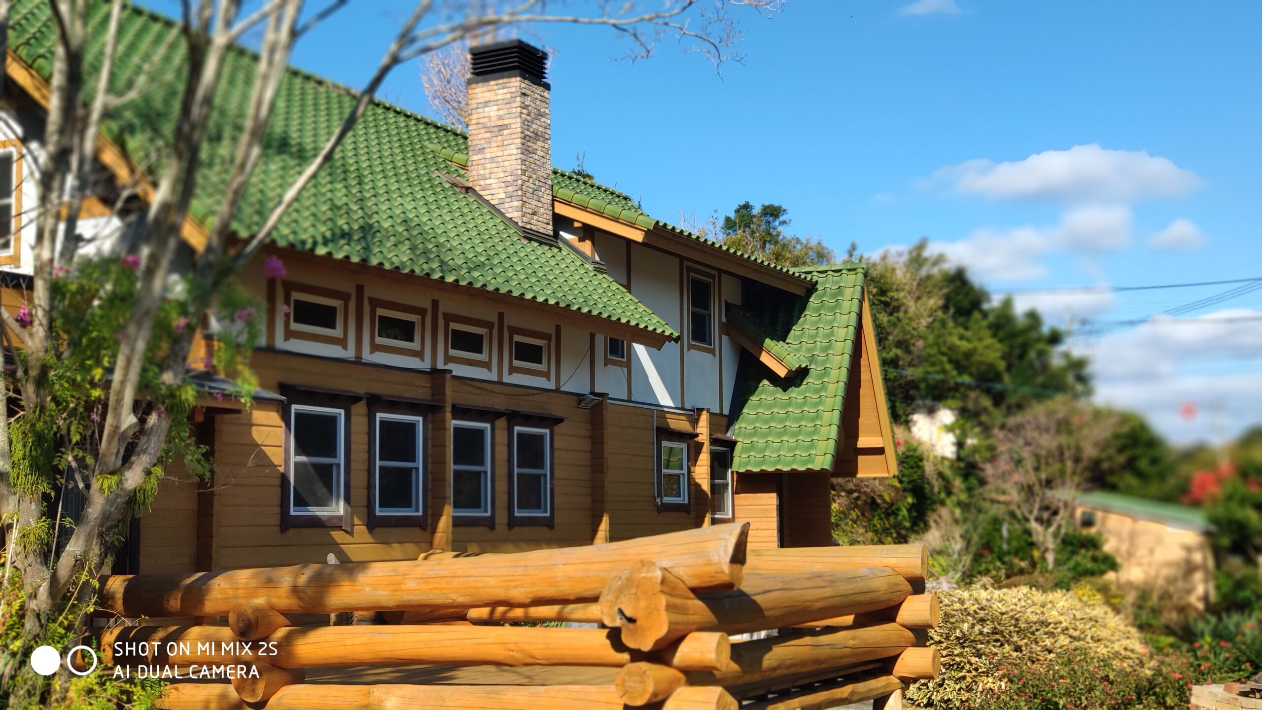 しまのログハウス