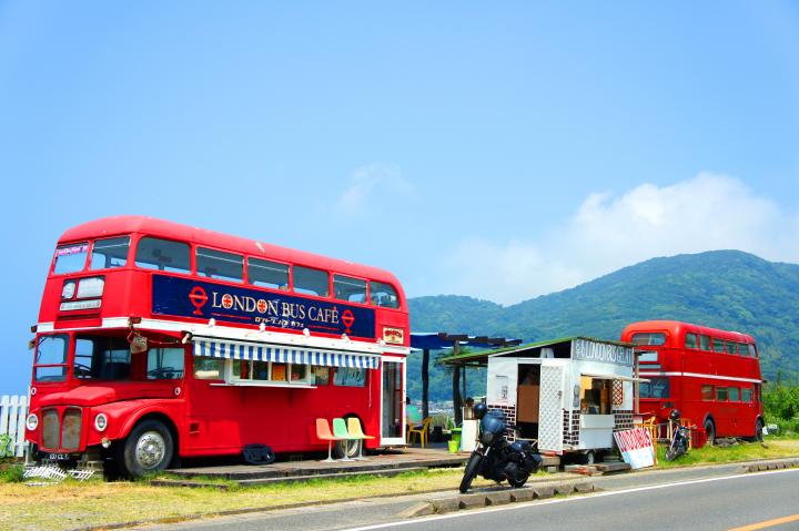 野北海岸ロンドンバスCAFE