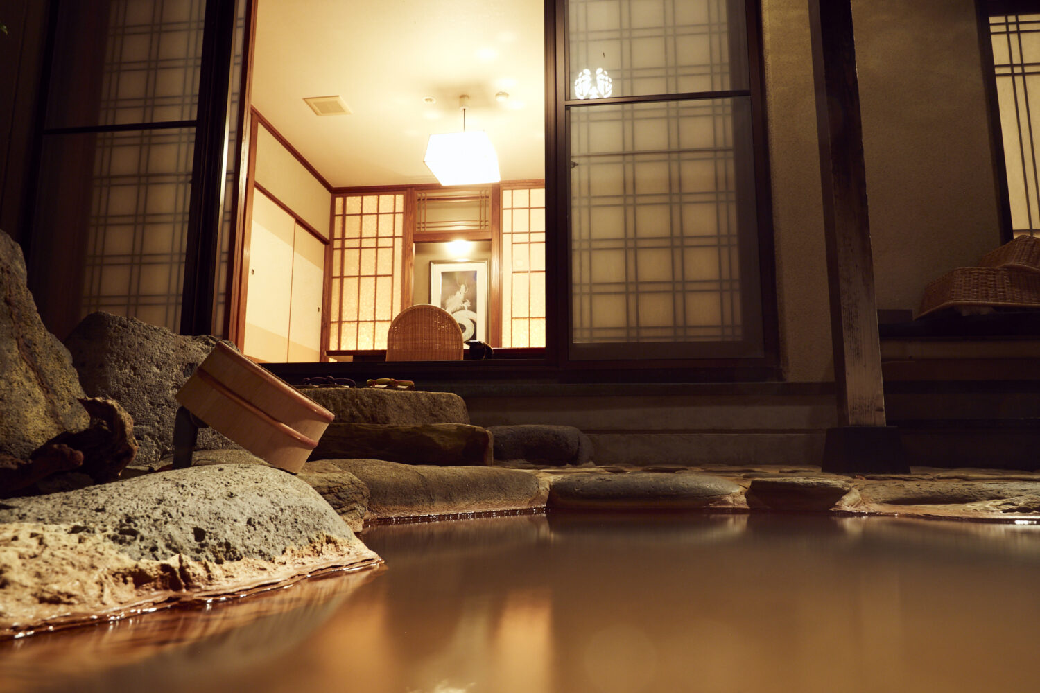 博多港出発 マイカーで行く壱岐 高級和風旅館「平山旅館」に宿泊  源泉かけ流し温泉