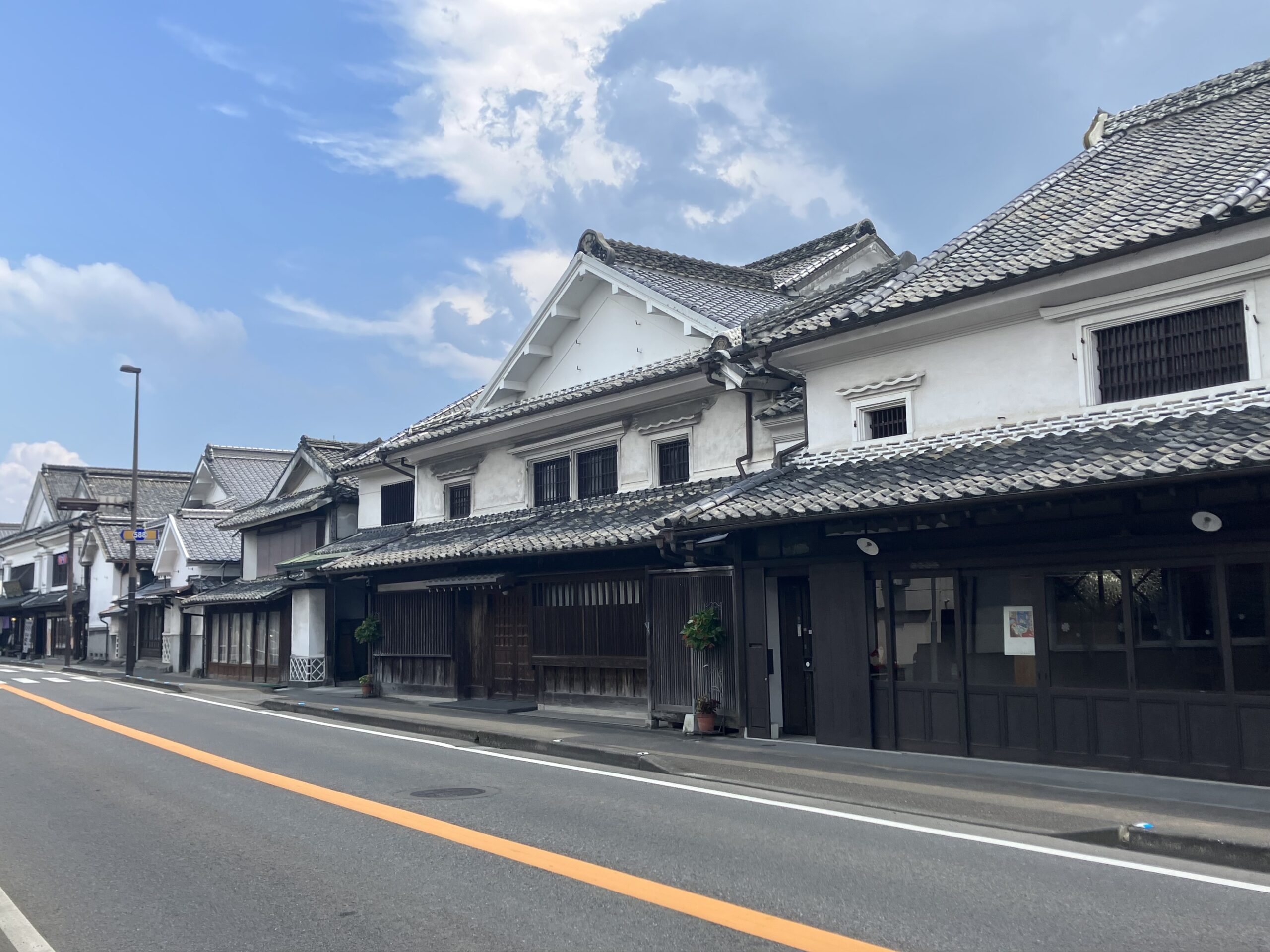 吉井の白壁通り