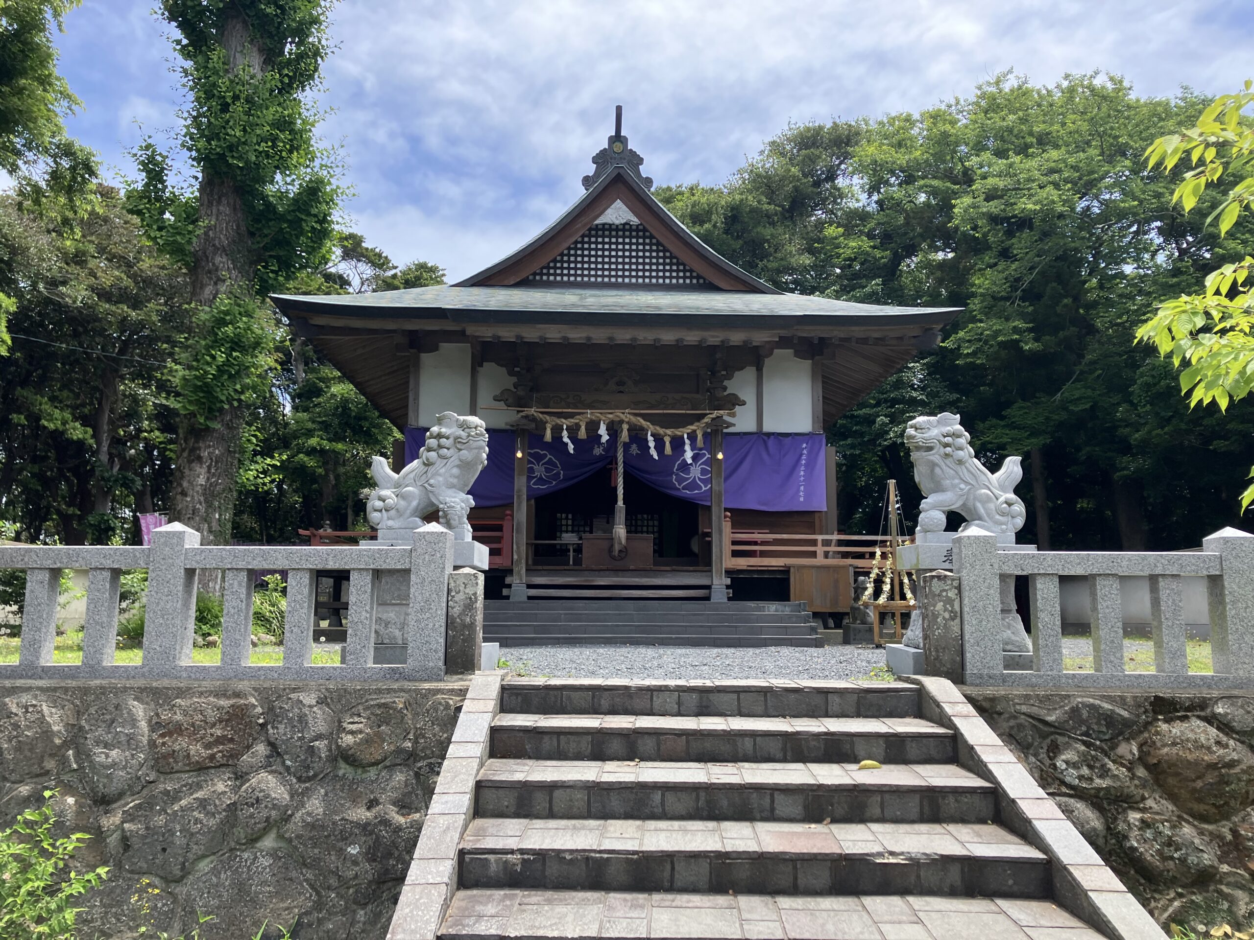 男嶽神社拝殿