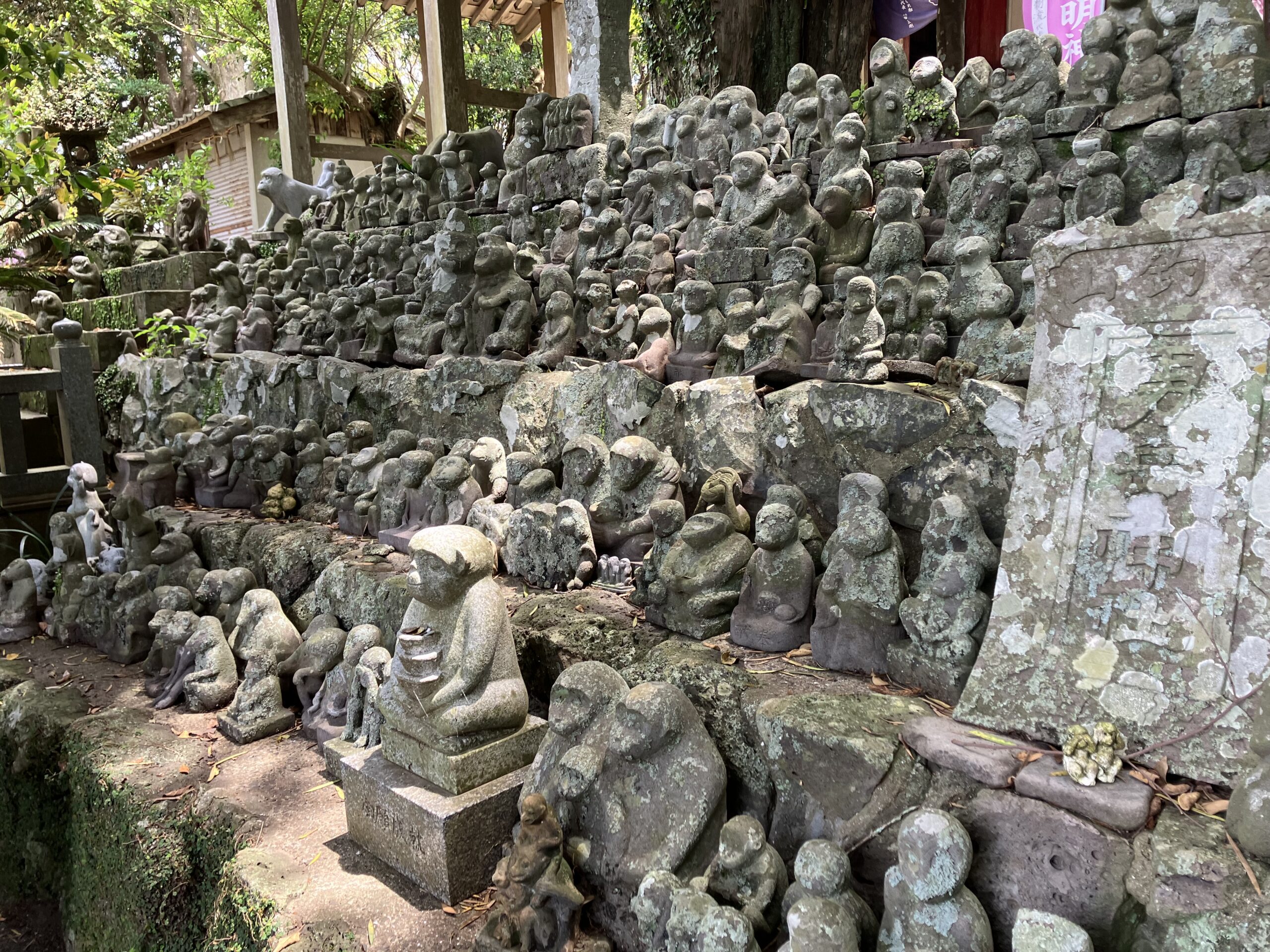 男嶽神社の石猿