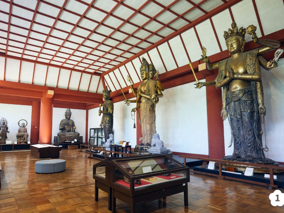 観世音寺宝蔵