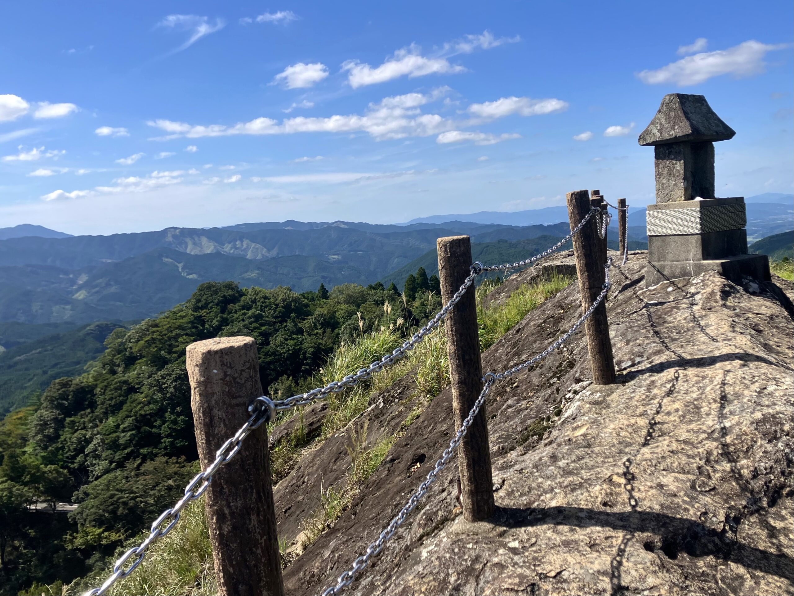 日帰りガイド付ツアー 英彦山修験を周る旅 / 英彦山神宮～高住神社～岩石山