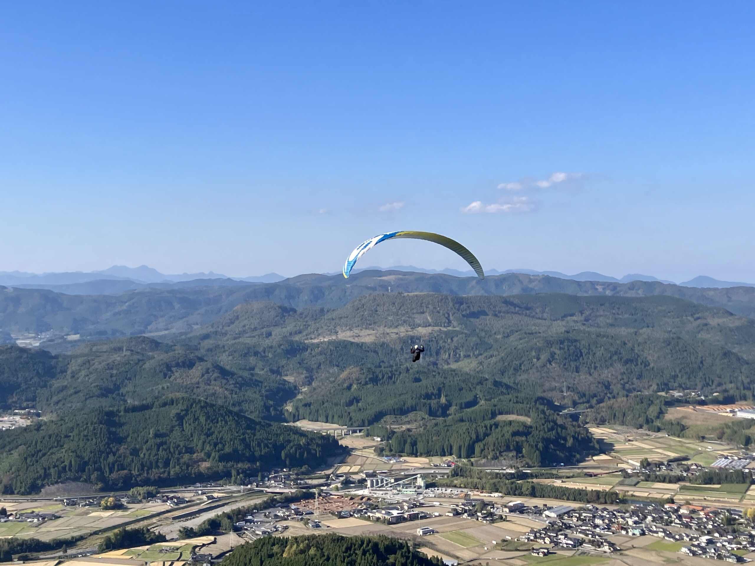 パラグライダー