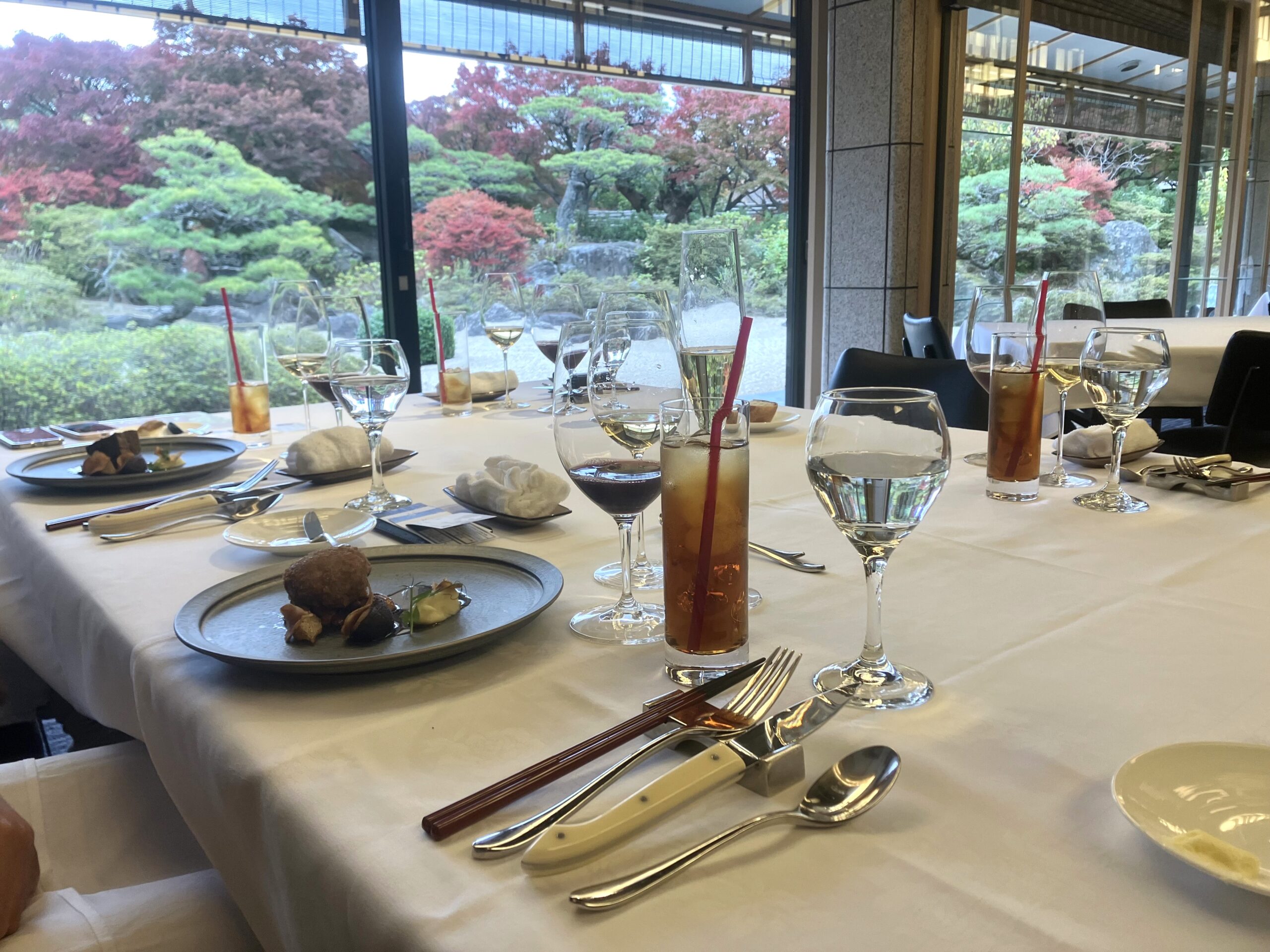 筥崎宮迎賓館でフランス料理コースランチ＆福岡市内の三社参り - 福博ツアー | 福岡・博多や糸島、志賀島、壱岐の旅ならおまかせください